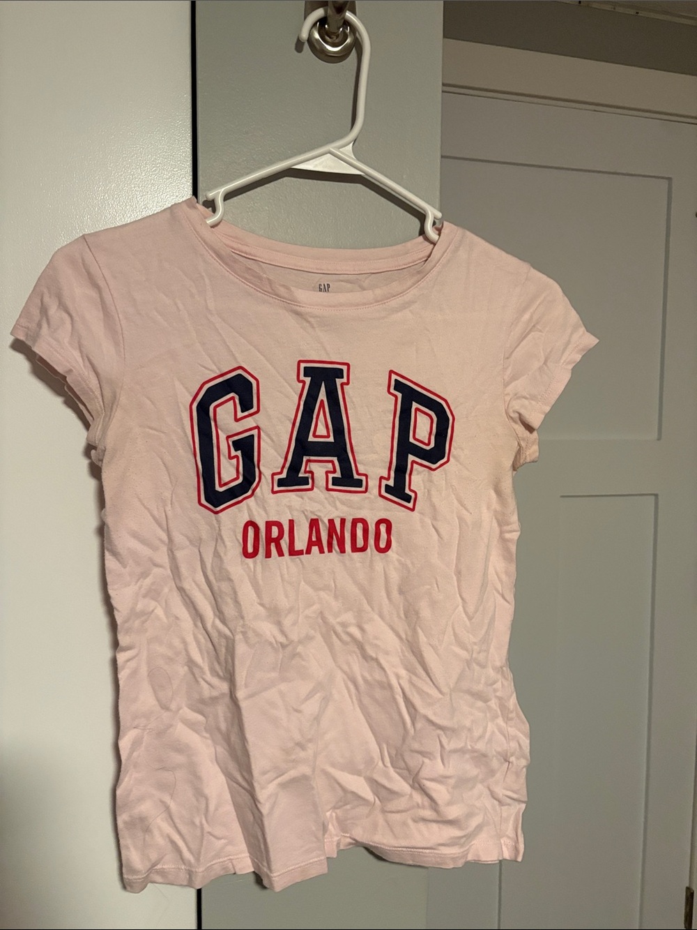 GAP Pink Short Sleeve Orlando Logo Tee with Navy & Red Trim